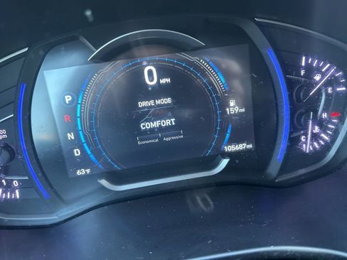 Used 2019 Hyundai Santa Fe SEL FWD image 12