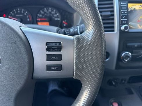 Used 2021 Nissan Frontier SV image 21