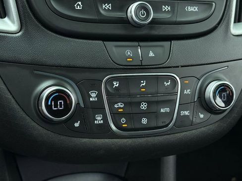 Used 2023 Chevrolet Malibu LT FWD image 20