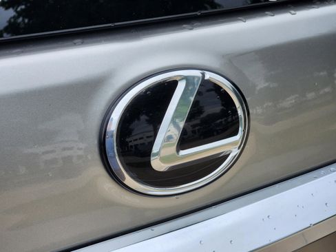 Used 2022 Lexus GX 460 Premium w/ Accessory Package AWD/4WD image 43