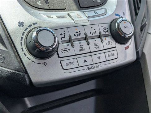 Used 2015 Chevrolet Equinox LT w/ Driver Convenience Package image 10