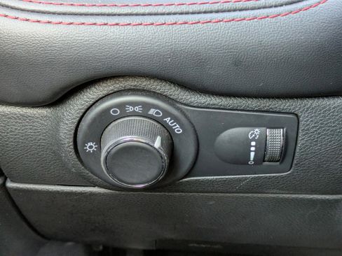 Used 2024 Dodge Durango GT image 29