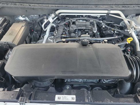 Used 2026 Chevrolet Colorado Trail Boss AWD/4WD image 13