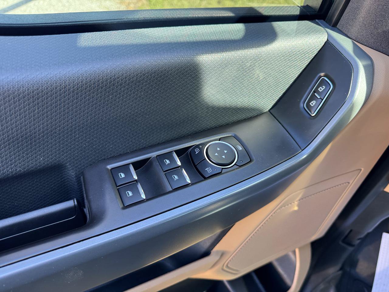 Used 2023 Ford F150 XLT AWD/4WD image 27