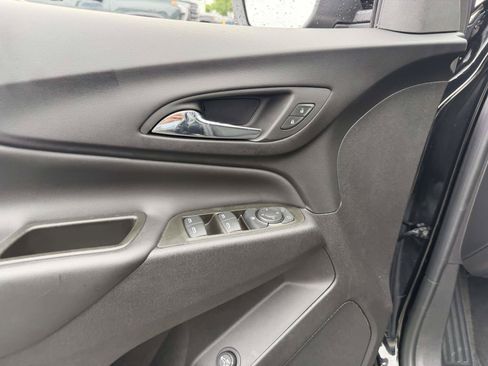 Certified 2023 Chevrolet Equinox LT AWD/4WD image 19