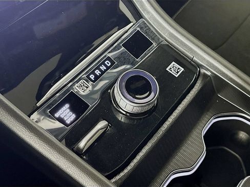 New 2026 Jeep Grand Cherokee Altitude AWD/4WD image 13