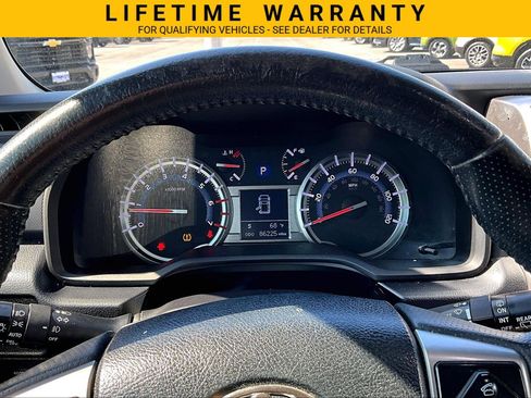 Used 2018 Toyota 4Runner Limited AWD/4WD image 26