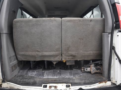 Used 2018 Chevrolet Express 3500 LT w/ LT Preferred Equipment Group image 14