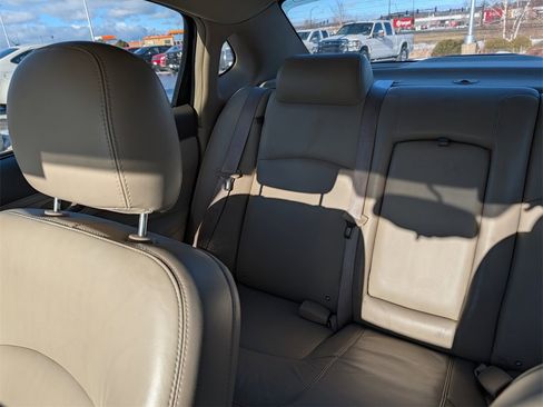 Used 2007 Buick LaCrosse CXL image 12