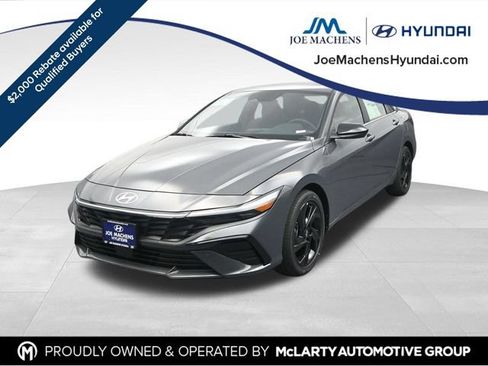 New 2026 Hyundai Elantra SEL Sport Premium FWD image 4