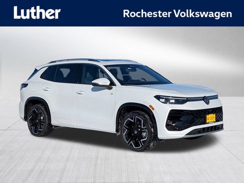 New 2026 Volkswagen Tiguan SEL R-Line image 1
