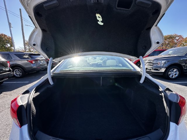 Used 2018 Chevrolet Impala LT w/ Sunroof and Spoiler Package FWD image 42