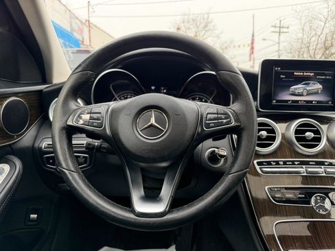 Used 2018 Mercedes-Benz C 300 4MATIC Sedan image 44