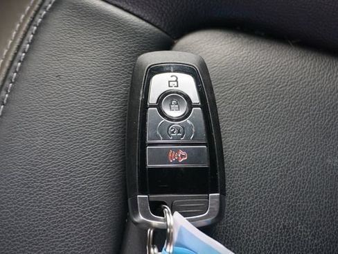 Used 2025 Ford Bronco Outer Banks w/ Sasquatch Package AWD/4WD image 40