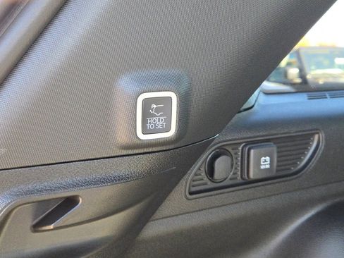 New 2025 Jeep Grand Cherokee Laredo X w/ Luxury Tech Group I image 18