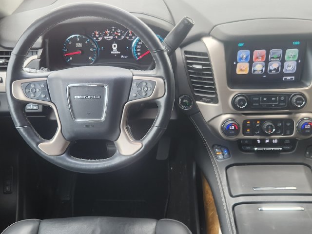 Used 2017 GMC Yukon Denali w/ Enhanced Security Package RWD image 27