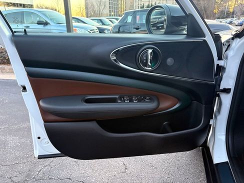 Used 2024 MINI Cooper Clubman S image 41