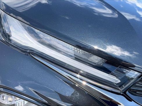 Used 2022 Chevrolet TrailBlazer RS w/ Technology Package FWD image 31
