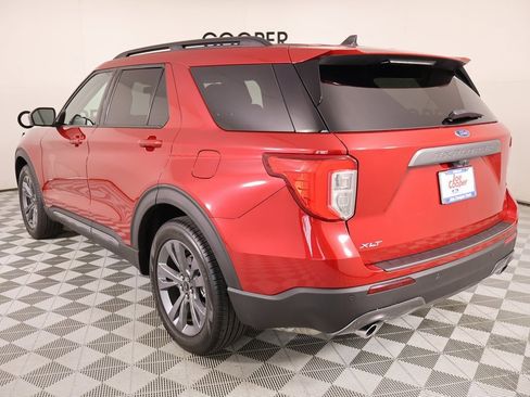 Used 2022 Ford Explorer XLT w/ Equipment Group 202A image 24