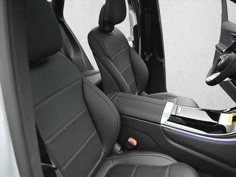 Certified 2026 Mercedes-Benz GLC 300 4MATIC image 30
