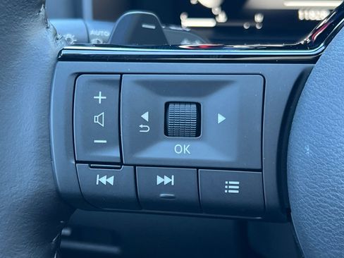 Certified 2023 Nissan Rogue Platinum w/ Platinum Premium Package image 28