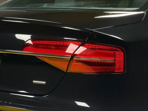 Used 2017 Audi A8 L 3.0T w/ Executive Package image 8