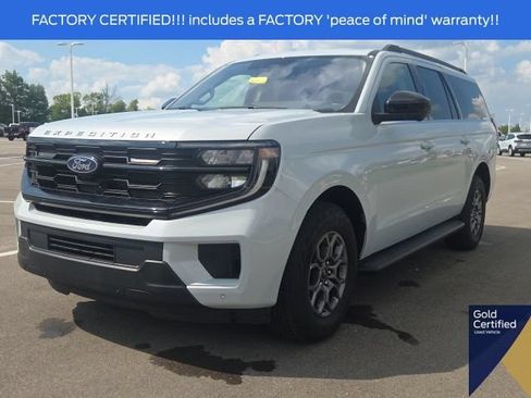 Used 2025 Ford Expedition Max Active AWD/4WD image 2
