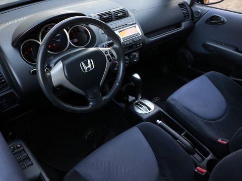 Used 2008 Honda Fit Sport image 4