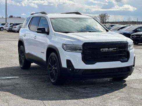 Certified 2023 GMC Acadia SLT w/ Elevation Edition image 7