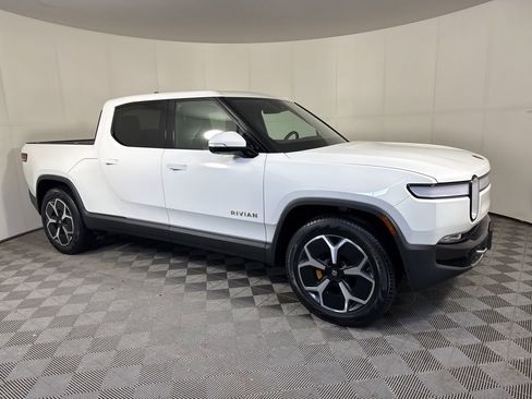 Used 2023 Rivian R1T Adventure image 7