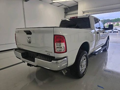 Used 2024 RAM 2500 Tradesman w/ Chrome Appearance Group AWD/4WD image 6