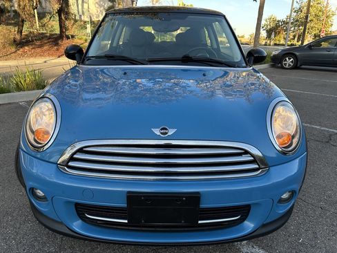 Used 2013 MINI Cooper Hardtop image 4