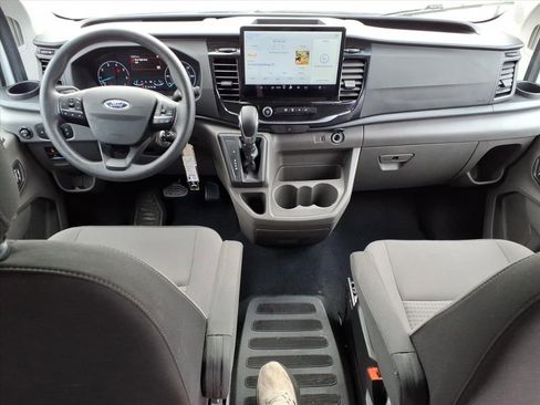 Used 2024 Ford Transit 350 XLT image 22