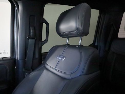 Used 2025 Ford F250 Platinum w/ Tremor Off-Road Package image 47