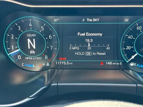 Used 2021 Ford Mustang GT Premium w/ GT Performance Package RWD image 20