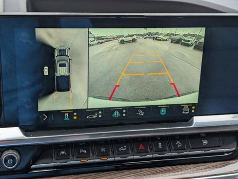 Used 2023 Chevrolet Silverado 1500 LT Trail Boss w/ LT Trail Boss Premium Package image 23