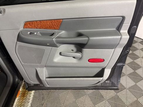 Used 2006 Dodge Ram 3500 Truck SLT w/ Light Group image 21