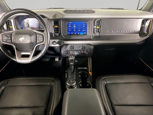 Used 2023 Ford Bronco Badlands w/ Sasquatch Package AWD/4WD image 14