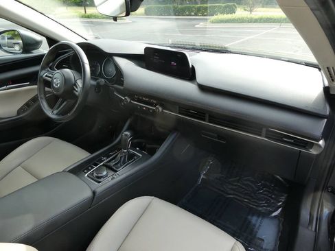Used 2020 MAZDA MAZDA3 AWD Sedan w/ Select Package image 28