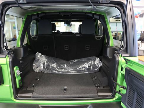 New 2026 Jeep Wrangler Unlimited Sport AWD/4WD image 15