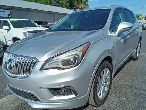 Used 2017 Buick Envision Essence FWD image 2