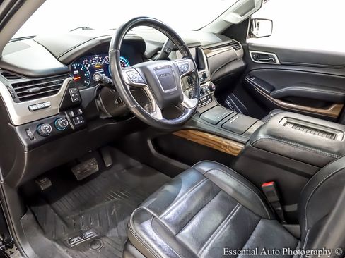 Used 2019 GMC Yukon XL Denali w/ Denali Ultimate Package image 14