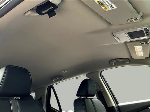 Certified 2025 Honda Pilot EX-L image 28