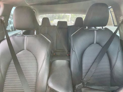 Used 2018 Toyota Camry SE image 28