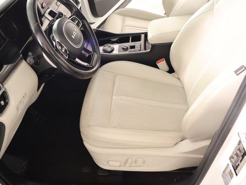 Used 2022 Kia Sorento EX w/ Panoramic Sunroof Package FWD image 13