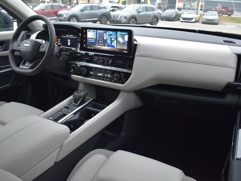 New 2026 Nissan Pathfinder SL w/ SL Premium Package image 73