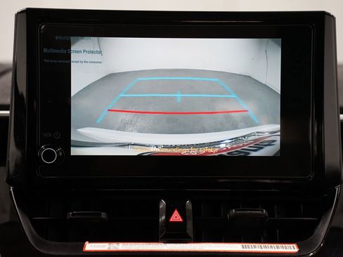 Certified 2025 Toyota Corolla LE image 18