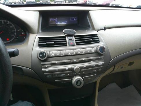 Used 2009 Honda Accord LX-P image 10