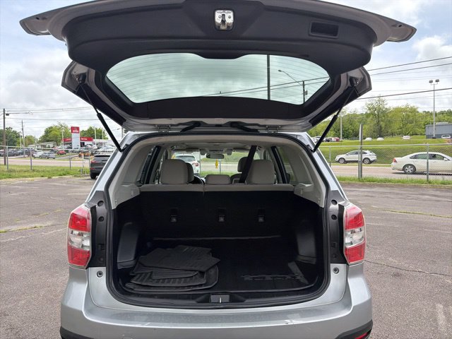 Used 2016 Subaru Forester 2.5i Premium AWD/4WD image 10
