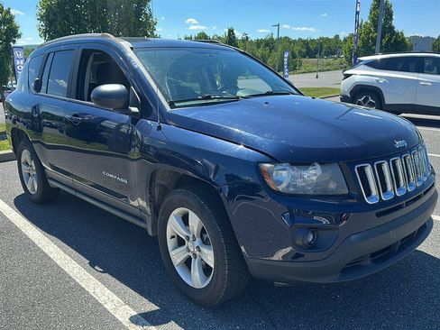Used 2016 Jeep Compass Sport w/ Power Value Group AWD/4WD image 2